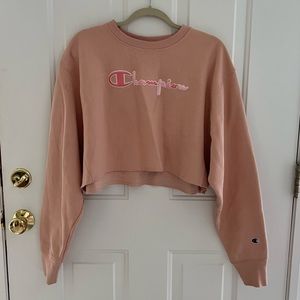 Cropped Champion sweatshirt